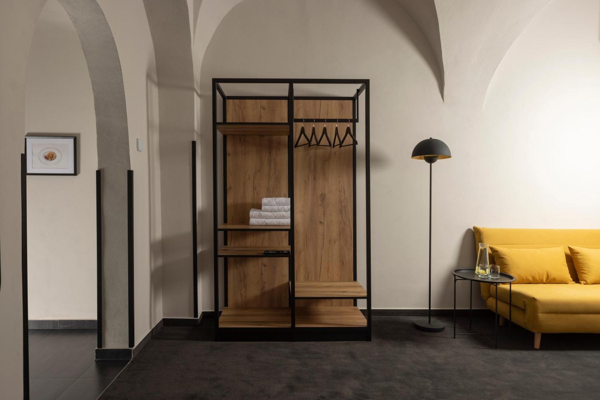 Hotel Savorsky Jihlava Buitenkant foto