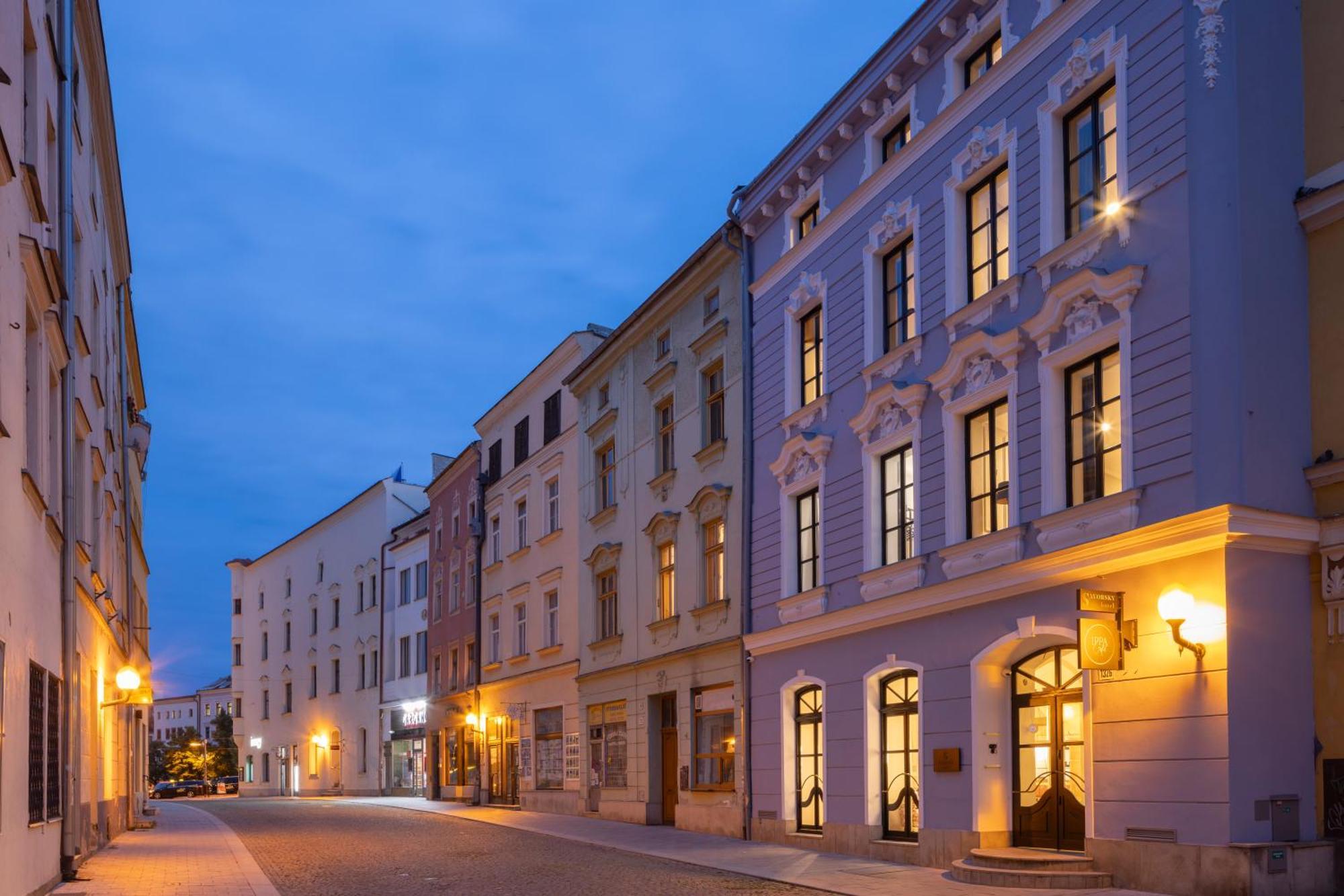 Hotel Savorsky Jihlava Buitenkant foto